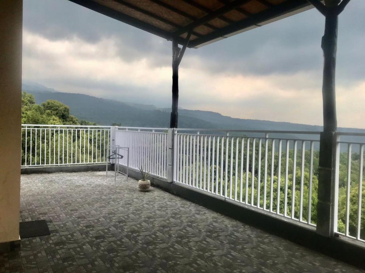 Munduk Sena Hotel Kültér fotó
